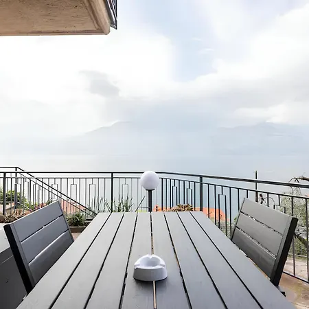 The View House *