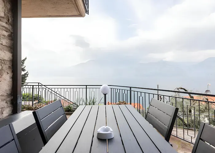 The View House *