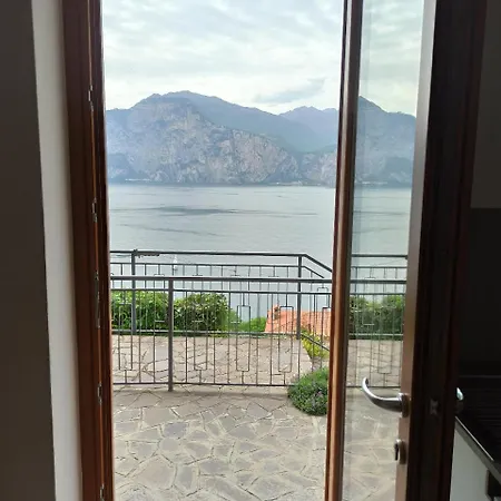 The View House