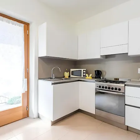 The View House * Μαλτσεζίνε